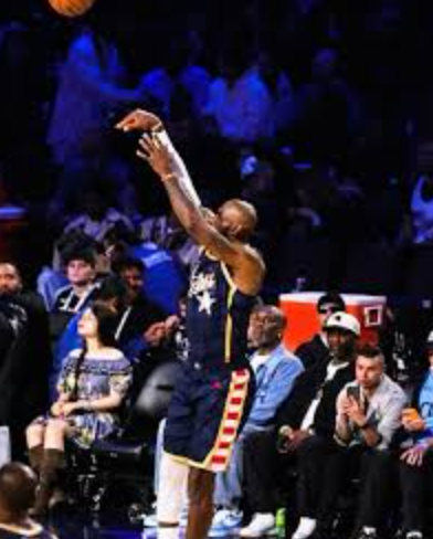 Team Stripes Menang Game 2 42-40 atas Stars